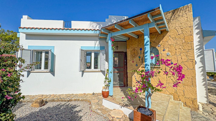 Property for sale North Cyprus Karsiyaka bungalow