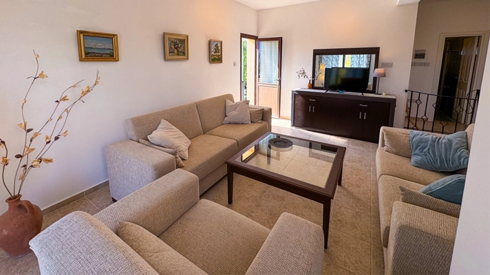 Properties for sale North Cyprus Livingroom