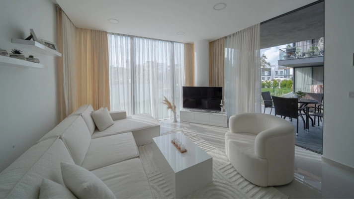 Properties for sale North Cyprus livingroom