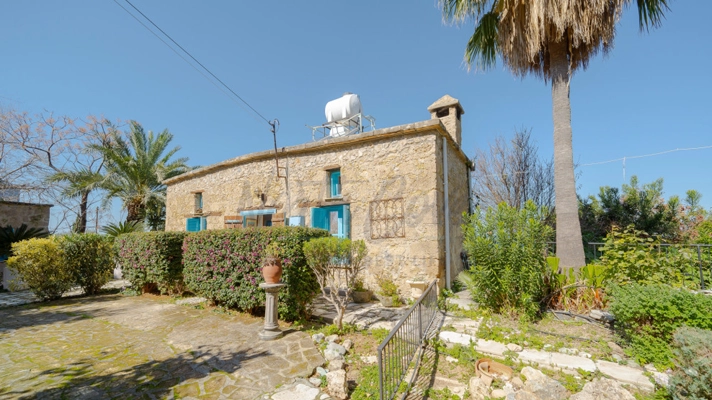 Properties for sale in Northern Cyprus villa