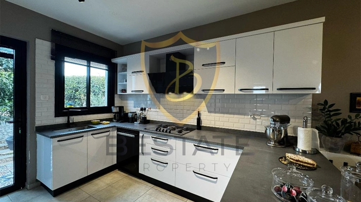 Property for sale in Northern Cyprus kitchen